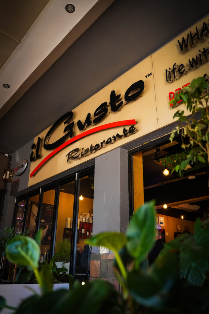 Front sign Il Gusto Ristoranté